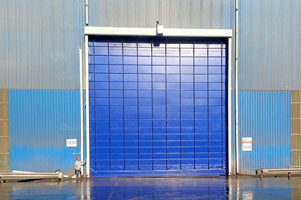 抗風堆積門 抗風堆積門