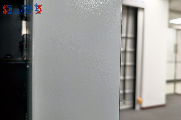 西朗快速門軌道 西朗快速門軌道